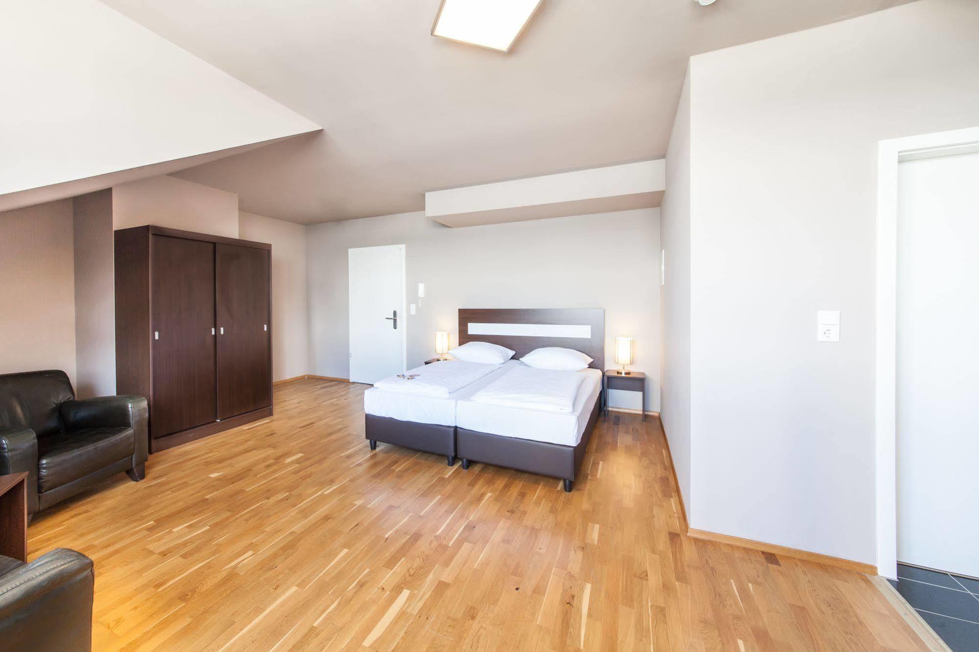 Munique Hotel Frankfurt City Франкфурт-на-Майне Экстерьер фото