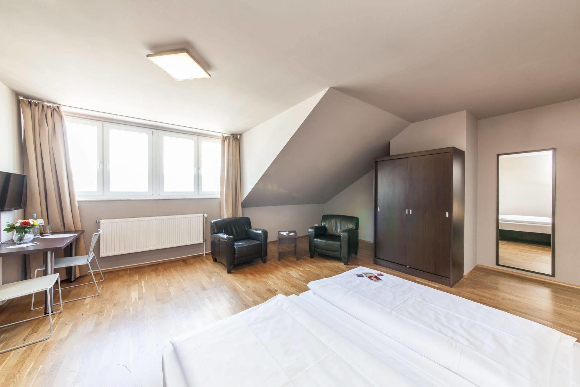 Munique Hotel Frankfurt City Франкфурт-на-Майне Экстерьер фото